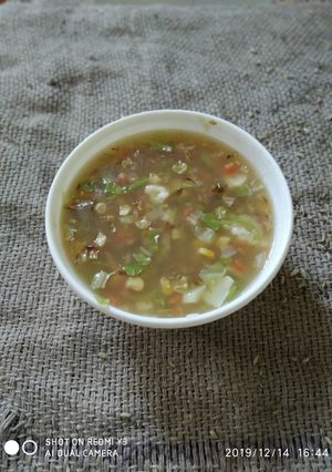 A picture of Mix veggie soup.