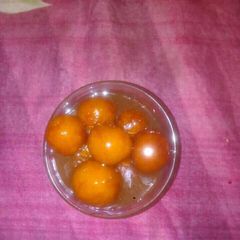 A picture of Bread ke gulab jamun.