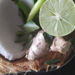 A picture of Coconut coriander leaves mint leaves chutney.