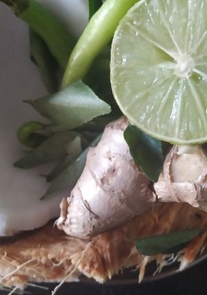 A picture of Coconut coriander leaves mint leaves chutney.