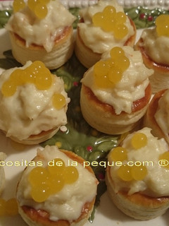 Una foto de Volovanes de Pollo, Langostinos y Esferas de Fruta de la Pasión (Thermomix)