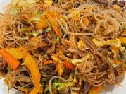 A picture of fried noodle wok