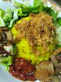 Nasi Kuning Kencur Praktis