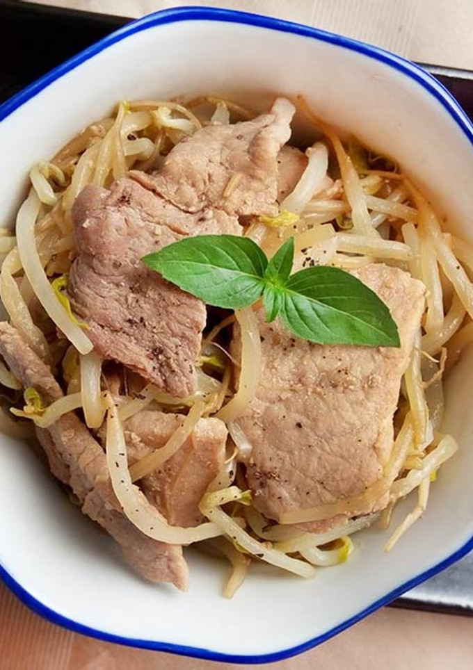 味噌豆芽炒肉片 的食譜成品照片