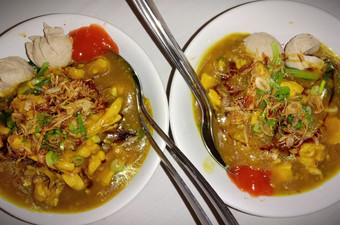 Cara Gampang Membuat Mie Ayam Spesial Bumbu Rempah Rumahan