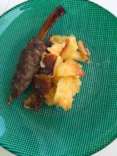 Oldalas, hagymás sült burgonyával 🐷🥔🐖🍷🍽 recept fotója
