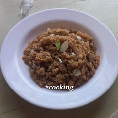A picture of Sooji Ka Halwa.