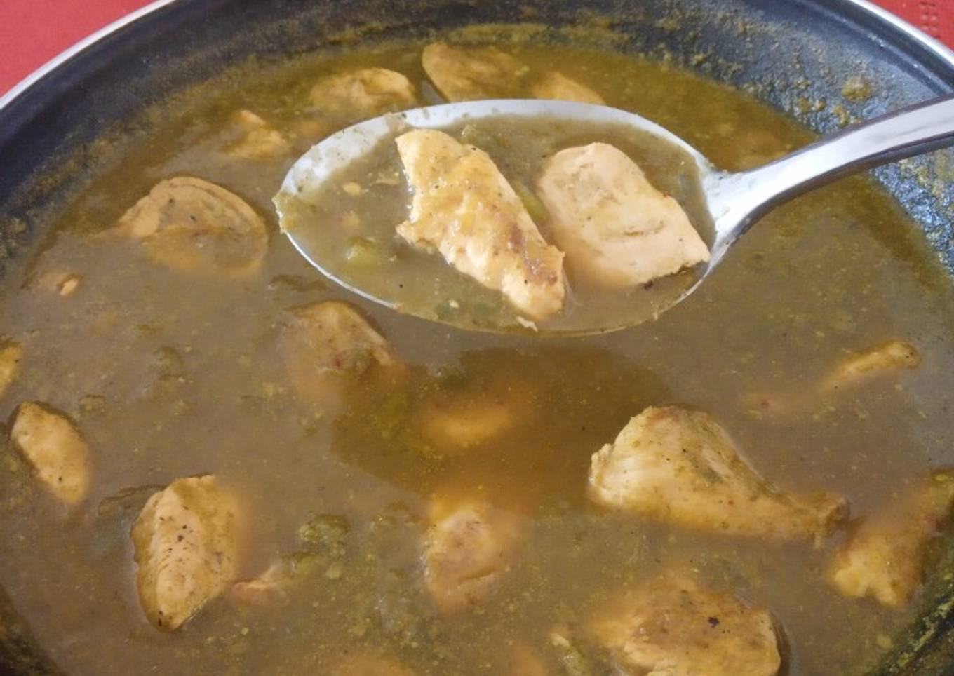 Pollo en salsa verde
