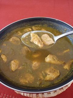 Una foto de Pollo en salsa verde