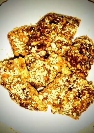 A picture of Dry fruit chikki.