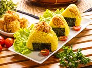 Gambar onigiri ayam