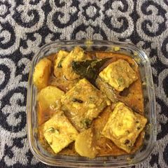 A picture of Egg curry in new way.