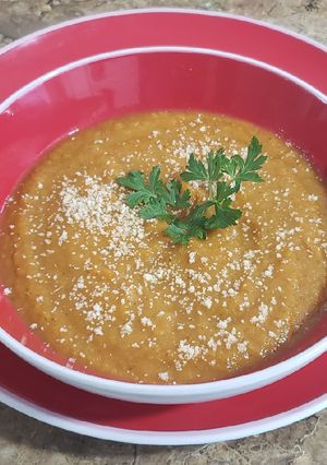 Una foto de Crema de zanahoria y calabacin