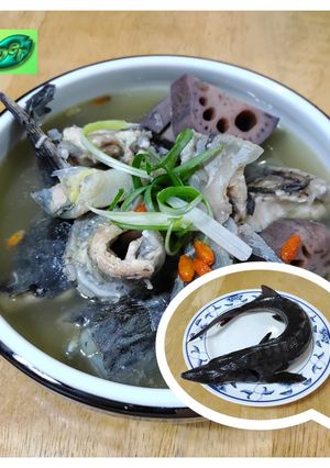 鱘龍魚三吃之二 蓮藕鱘龍魚頭湯 的食譜成品照片