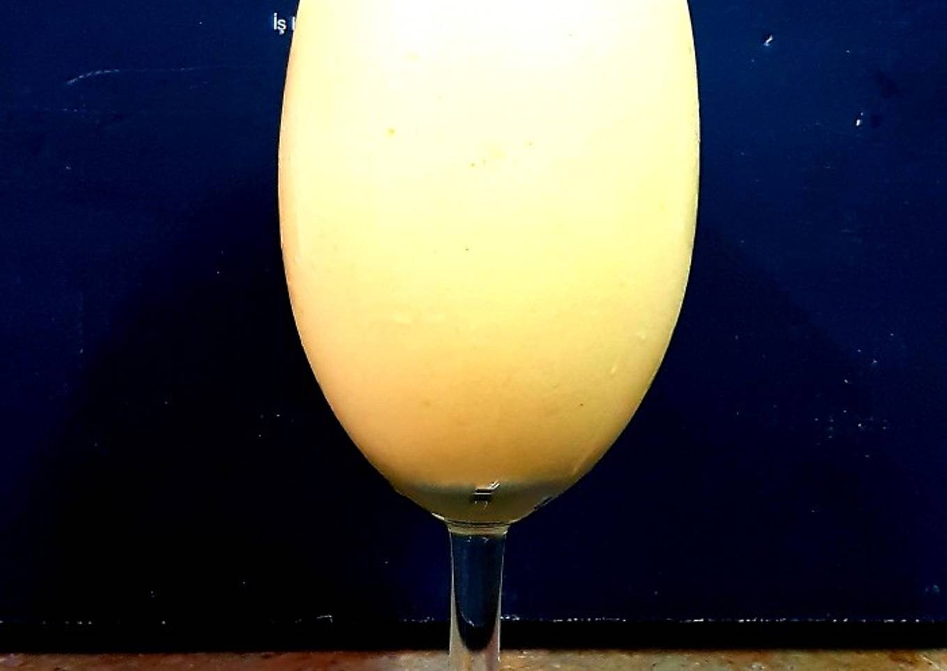 Mango smoothie