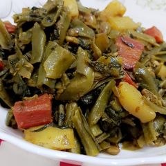 Mix vegetables (carrots,potatoes, french beans and fenugreek) A picture of Mix vegetables (carrots,potatoes, french beans and fenugreek).