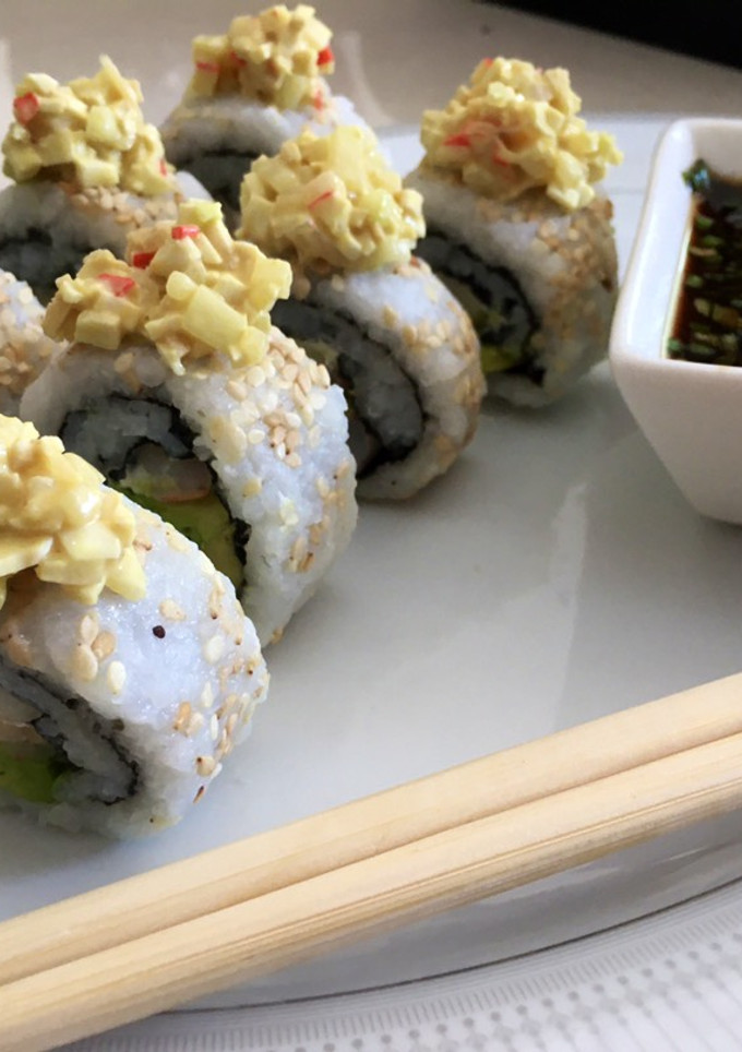 Una foto de Sushi de camarón (a mi manera)