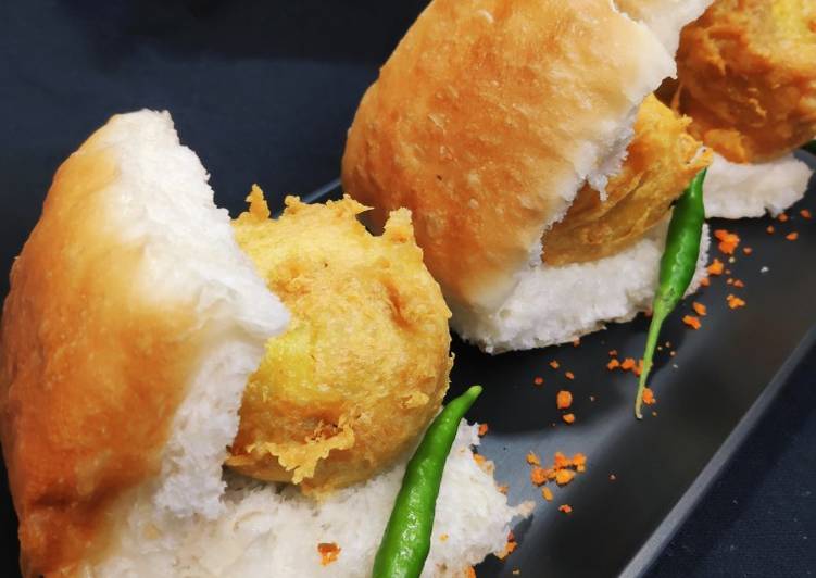 Simple Way to Make Super Quick Homemade Vada pav