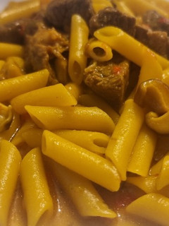 Una foto de Macarrones con Ternera y Shiitake