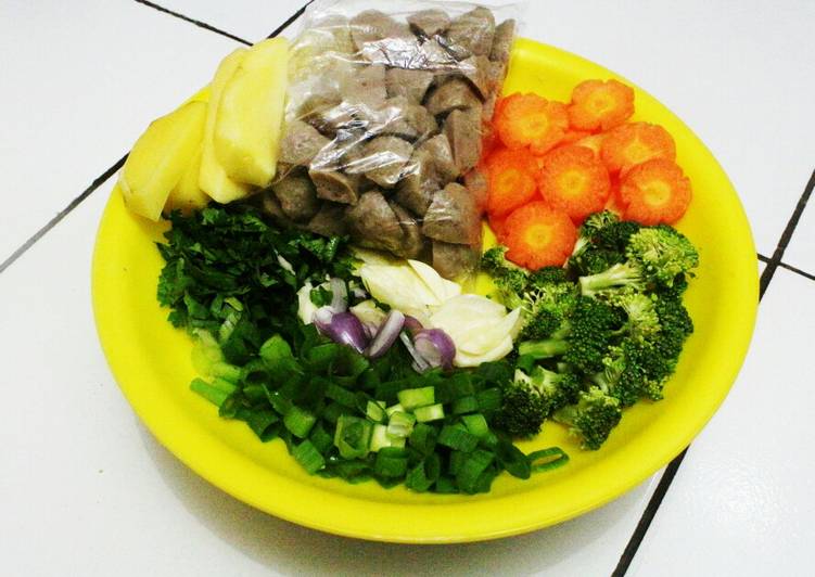 Resep Sup bakso ala kos'an oleh tangan Fasma | Cara Membuat Sup bakso ala kos'an oleh tangan Fasma Yang Bikin Ngiler