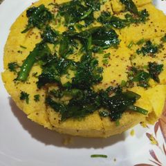 A picture of Gujarati dhokla.