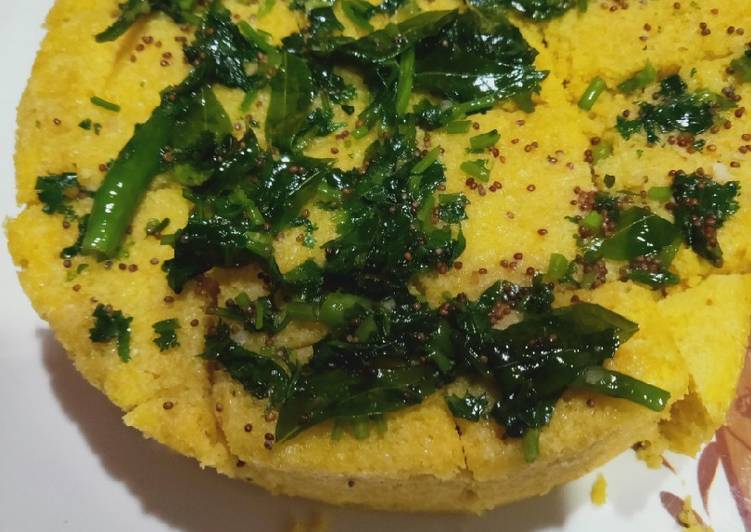 Gujarati dhokla