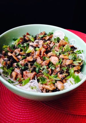 A picture of Beef, Mushroom & Kale Stir fry.