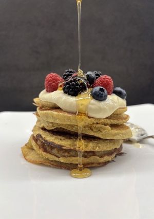 Foto di Banana Pancakes: 6 ingredienti e 10 minuti!