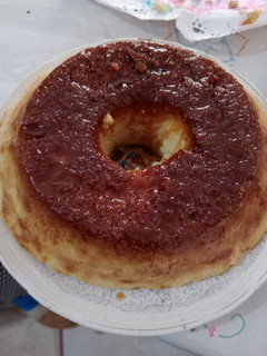 Una foto de Budín de pan súper fácil 😍