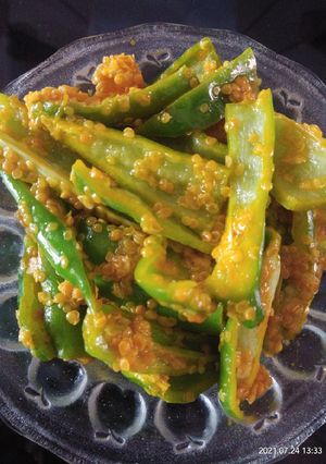 રાયતા મરચાં (Raita Marcha Recipe In Gujarati) રેસીપી મુખ્ય ફોટો
