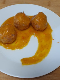 Una foto de Albóndigas en salsa a la naranja rápidas