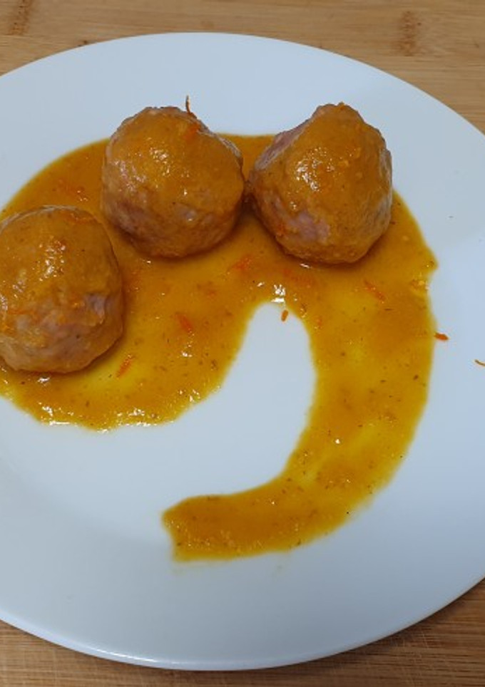 Una foto de Albóndigas en salsa a la naranja rápidas