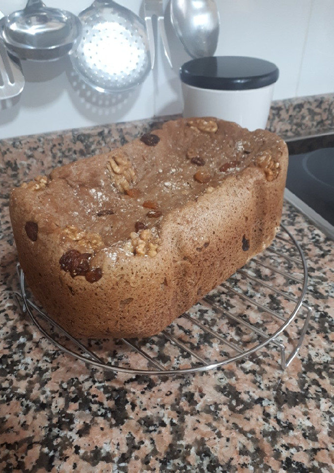 Una foto de Pan de espelta 100% integral con nueces y pasas