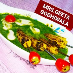 Roasted Babycorn in Spinach Curry A picture of Roasted Babycorn in Spinach Curry.