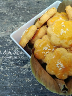 Foto resep Kukis Telur Asin Wijen