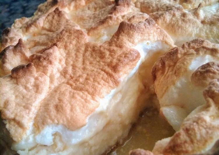 Tarta de limón con base galletas Tosta rica