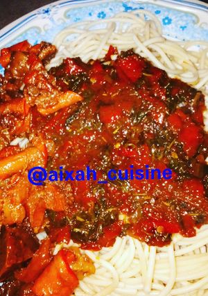 A picture of Spaghetti with stew.