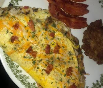 Fresh, Make Recipe Smoked turkey mushroom bacon  cheese omelette Restaurant Style