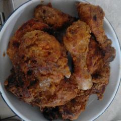 A picture of Fried chicken.