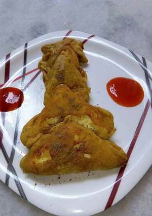 A picture of Chana dal paneer Pakode.