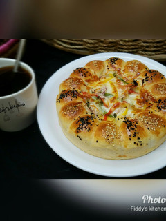 A picture of Bubble pizza.