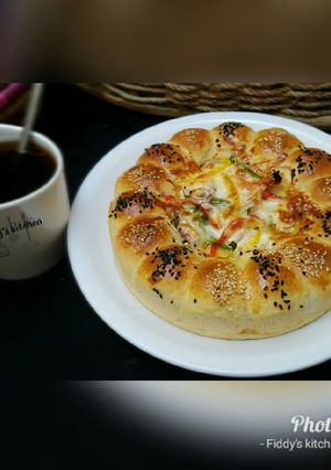 A picture of Bubble pizza.
