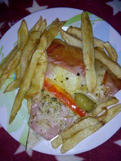 Una foto de Increíble milanesa a la pizza