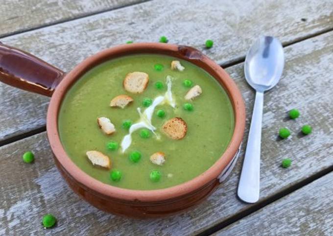 Comment faire Cuire Délicieuse Velouté petits pois et courgettes