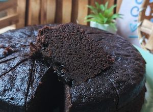 Gambar Kek Coklat Moist AidilAdha