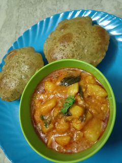 બટાકા નુ શાક (bataka nu saak recipe in Gujarati) રેસીપી મુખ્ય ફોટો