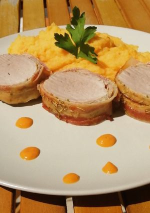 Baconben sült sertésszűzérme édesburgonyapürével 🙂 recept fotója