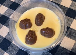 Une photo de Crèmes vanille chocolat « skull »