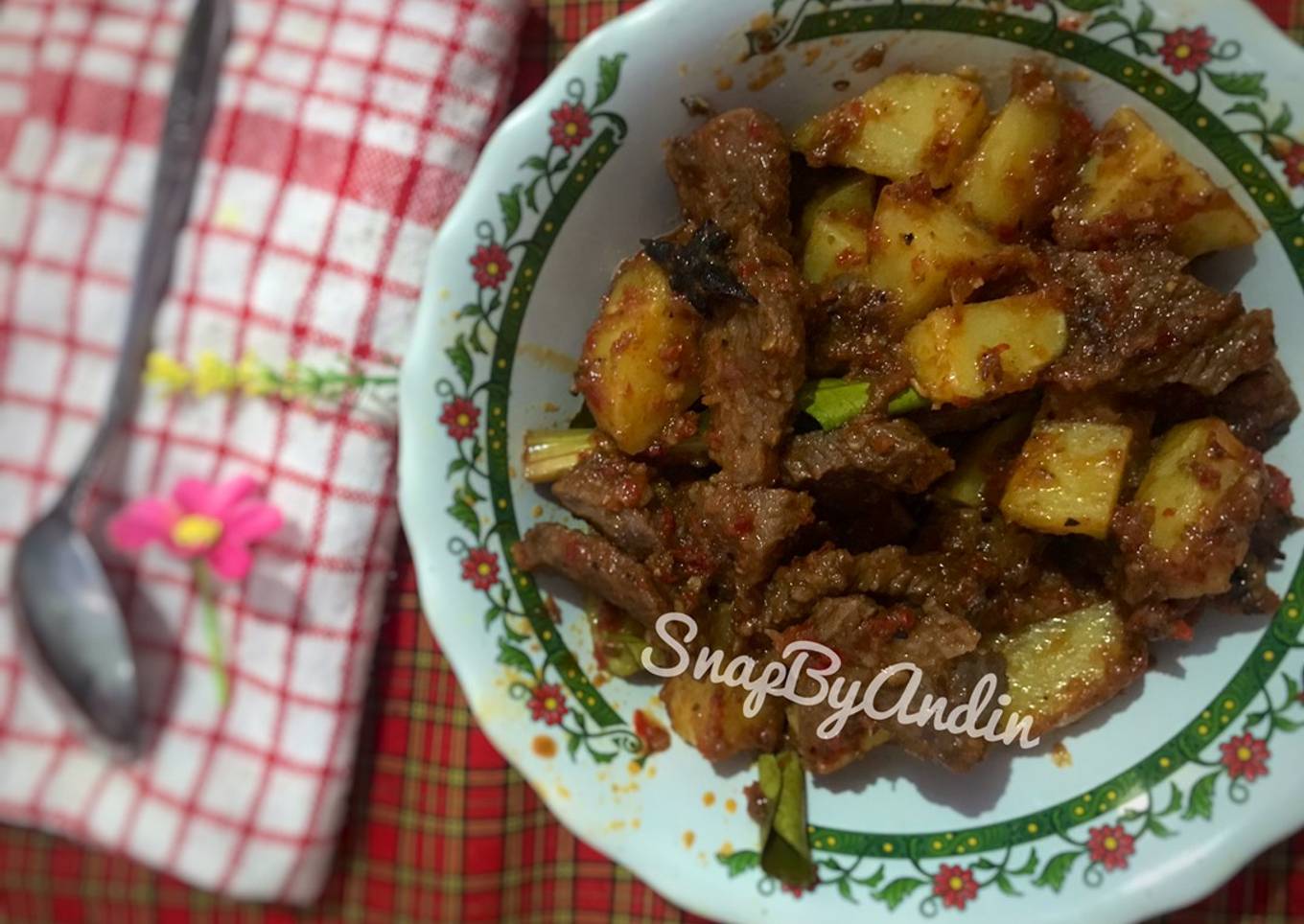 Rendang Daging Kentang Instan