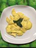 Lunette di ricotta al profumo di limone a burro e salvia